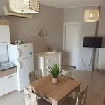 Emerald Garden I & Ii Апартаменты Кавала