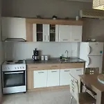 Emerald Garden I & Ii Кавала